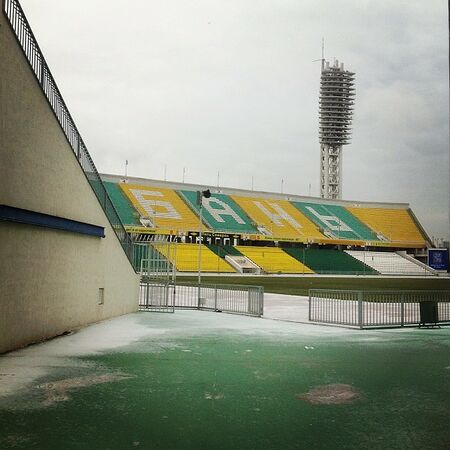 Файл:450px-Stadio kuban.jpg